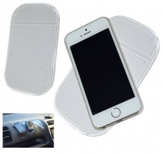 supporto-auto-smartphone-silicone-pad